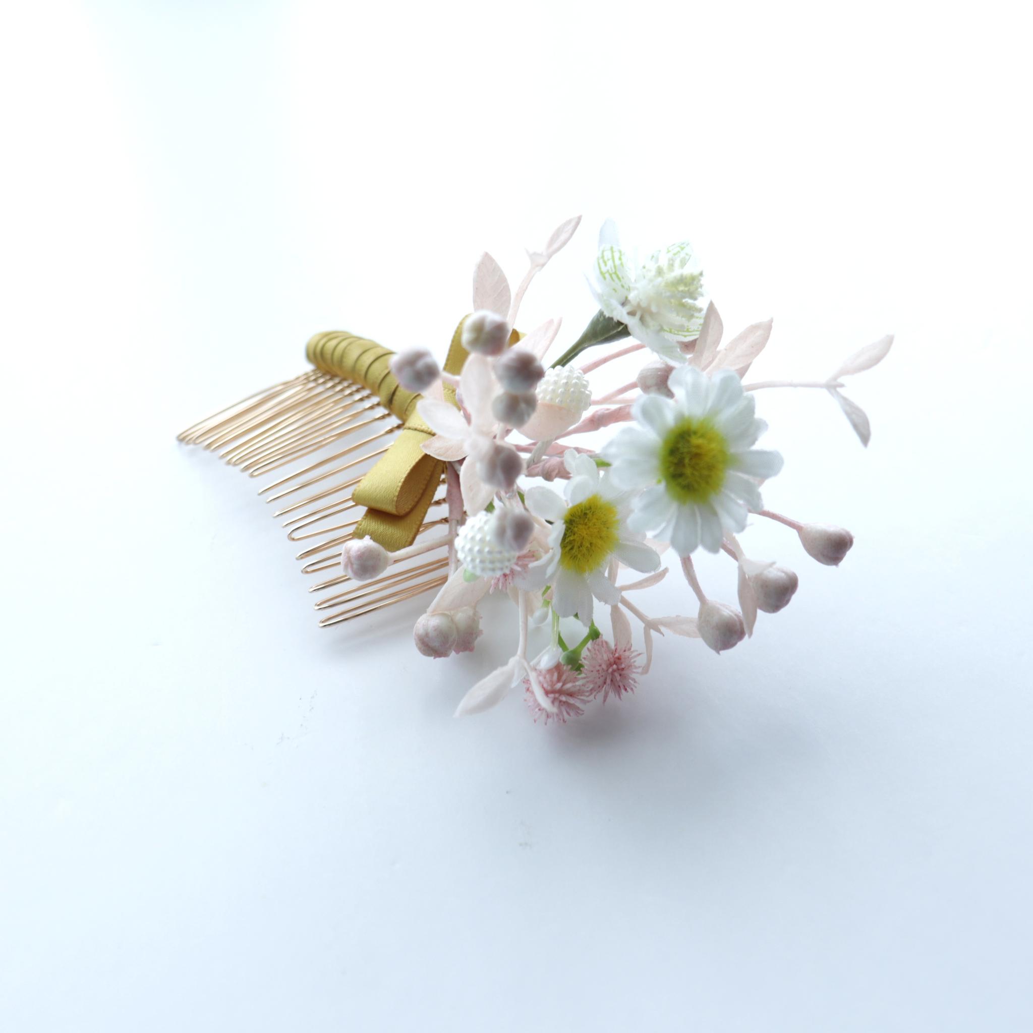 野の花の花束を纏う 髪飾りセット「デージー」｜コーム・Uピン | 4枚目