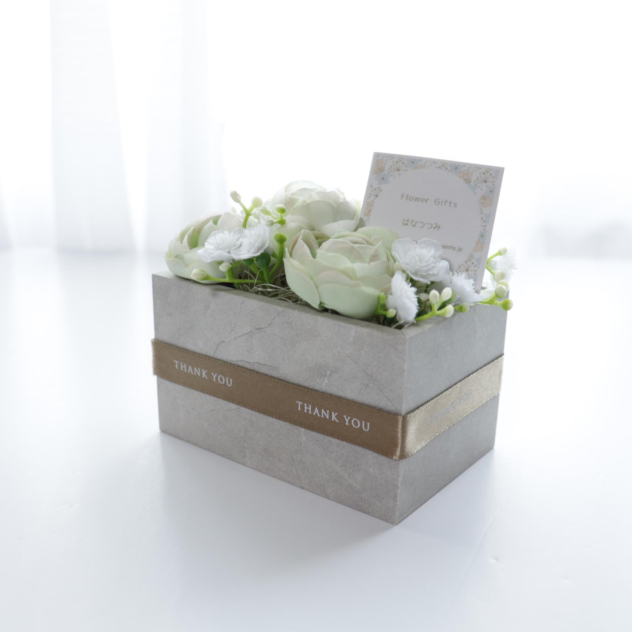 【送料込】メッセージフラワー【Floral box】ラナンキュラス　シャーベットグリーン　 （送料：北海道・沖縄別途金額 | 2枚目