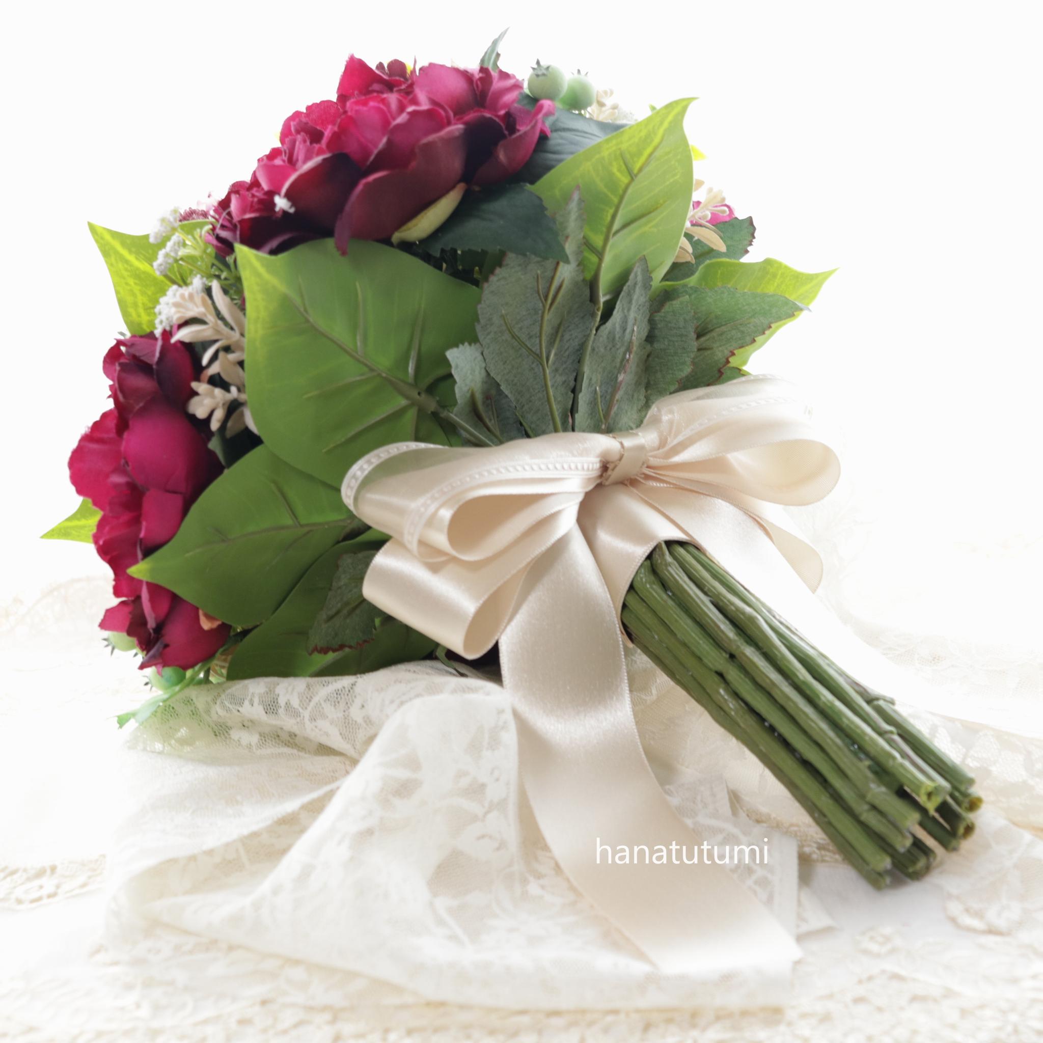 【送料込み】マゼンダ色の華やぎブーケ ブートニア スタンド付き(北海道・沖縄のみ別途送料) | 2枚目