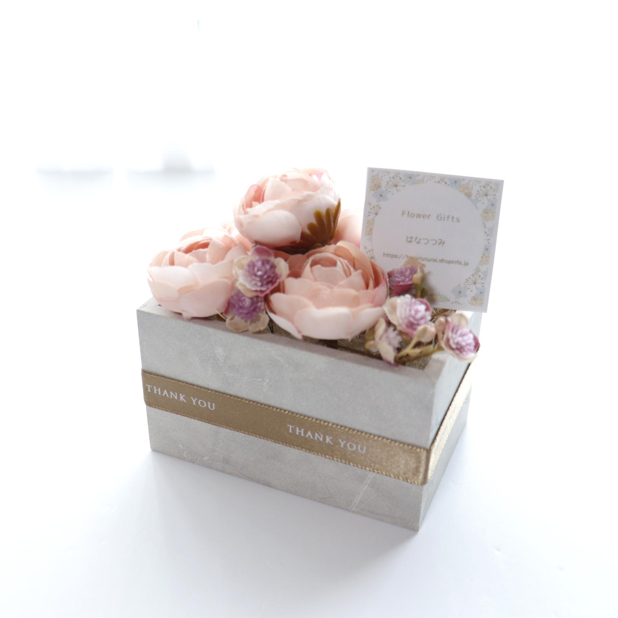 【送料込】メッセージフラワー【Floral box】ラナンキュラス ミルキーピンク *(送料:北海道・沖縄別途金額) | 2枚目