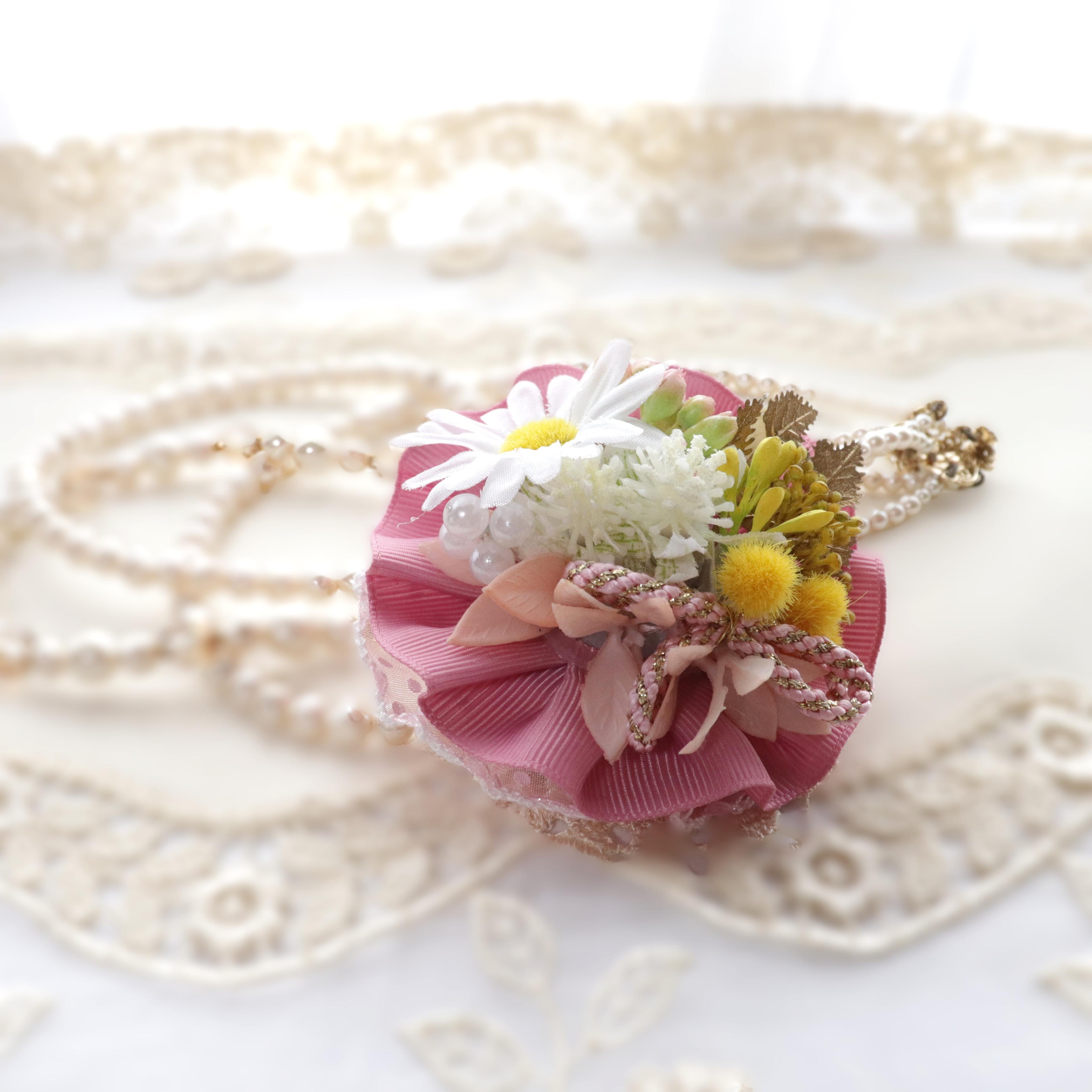 コサージュ (ピンク)マーガレッド・ミモザ・ベリー・アストランティア (2way脱着タイプ)1枚目の画像